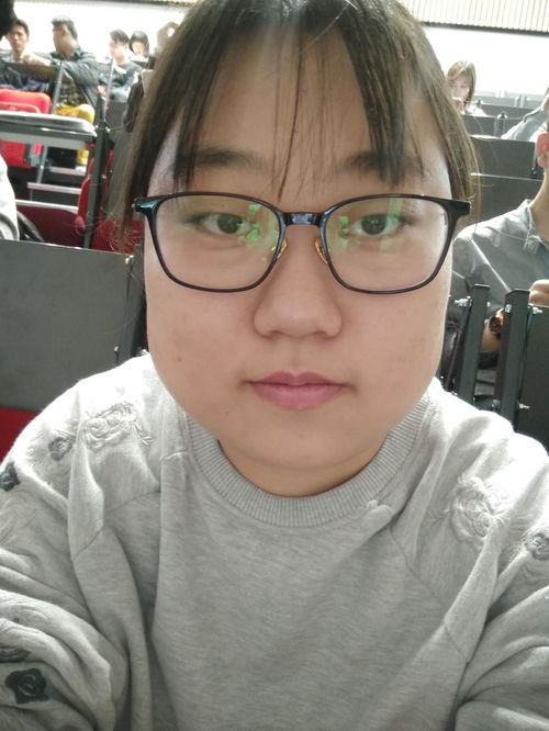 小核桃的新眼镜